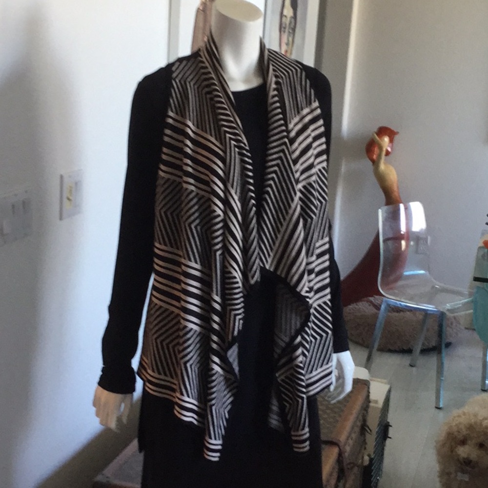 Kenar knits vest